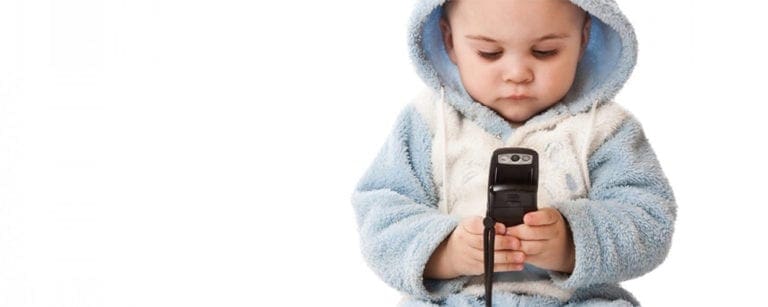 Is My Child Ready for a Smartphone? It's Better to Delay